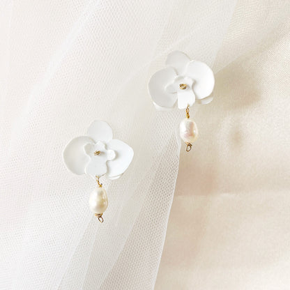 Orchid Pearl Studs